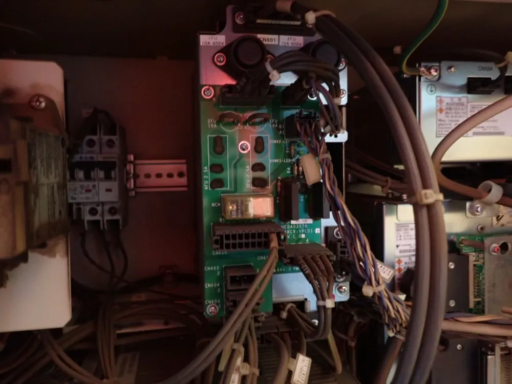 Motoman / Yaskawa Electric 2.0kva Robot - Mh6