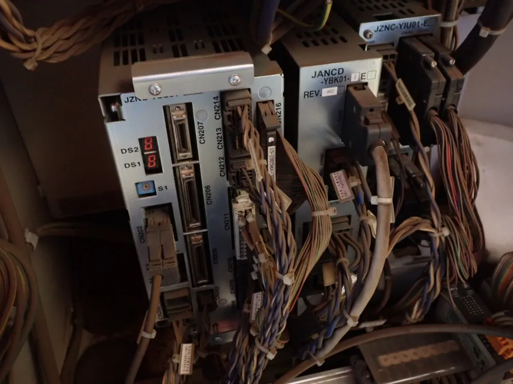 Motoman / Yaskawa Electric 2.0kva Robot - Mh6