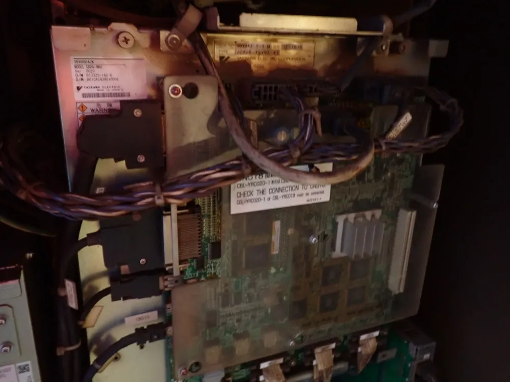 Motoman / Yaskawa Electric 2.0kva Robot - Mh6