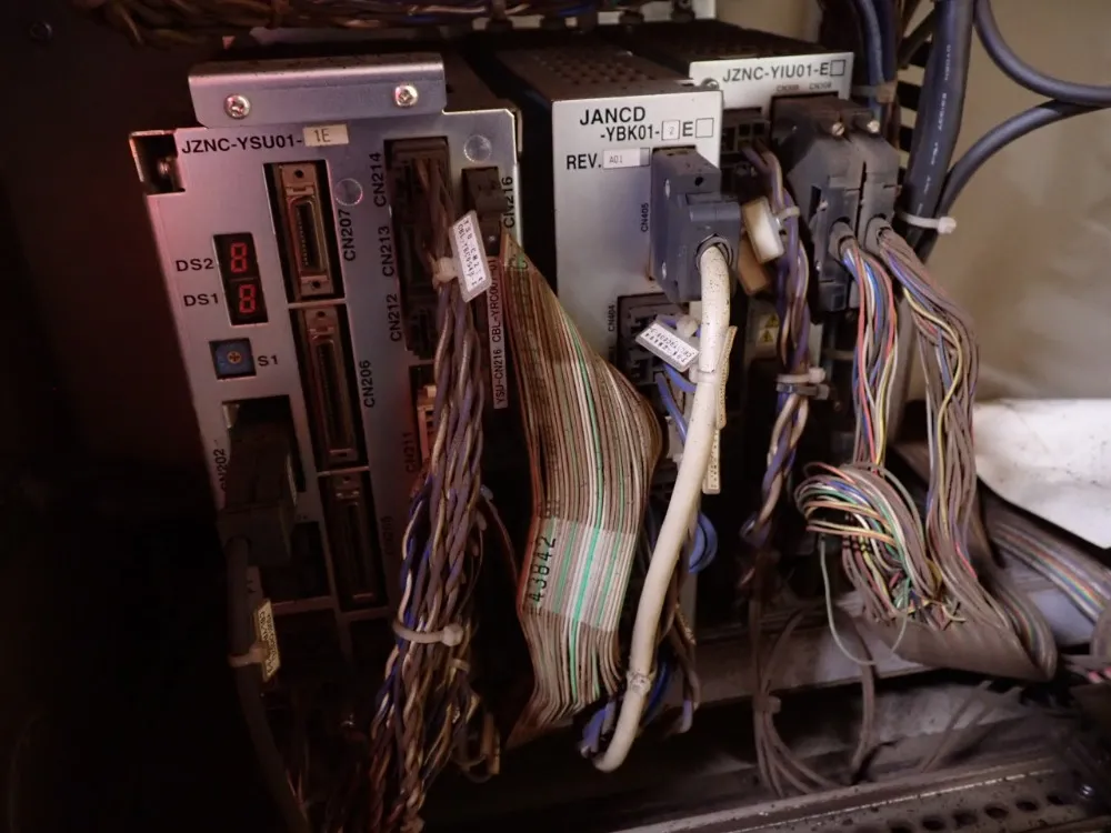 Motoman / Yaskawa Electric 2.0kva Robot - Mh6