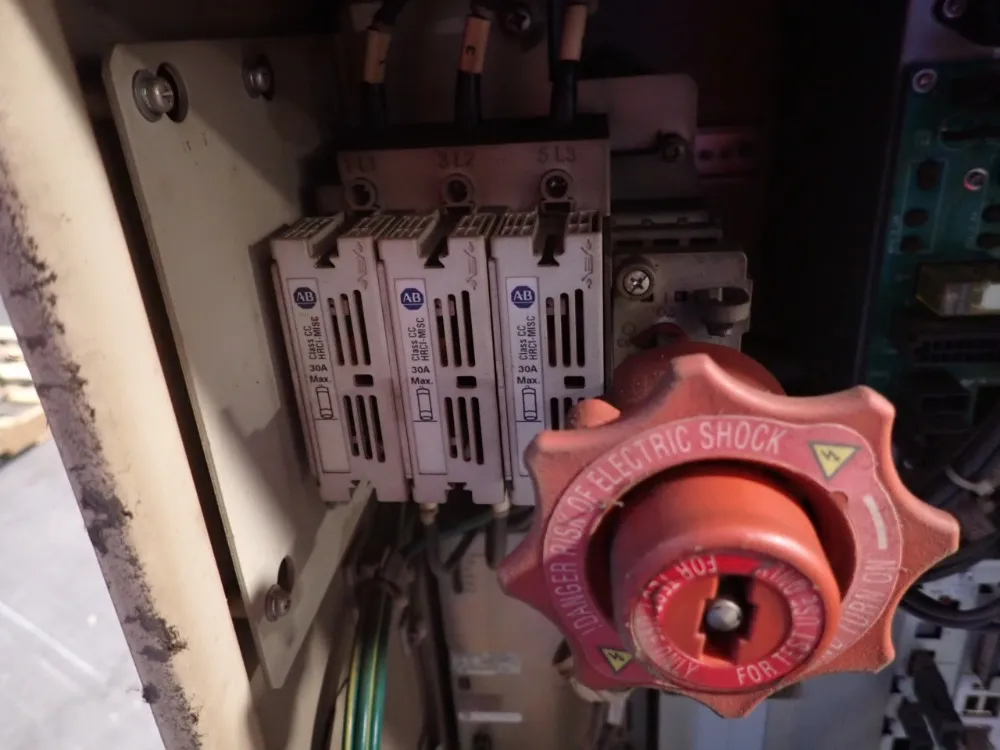 Motoman / Yaskawa Electric 2.0kva Robot - Mh6