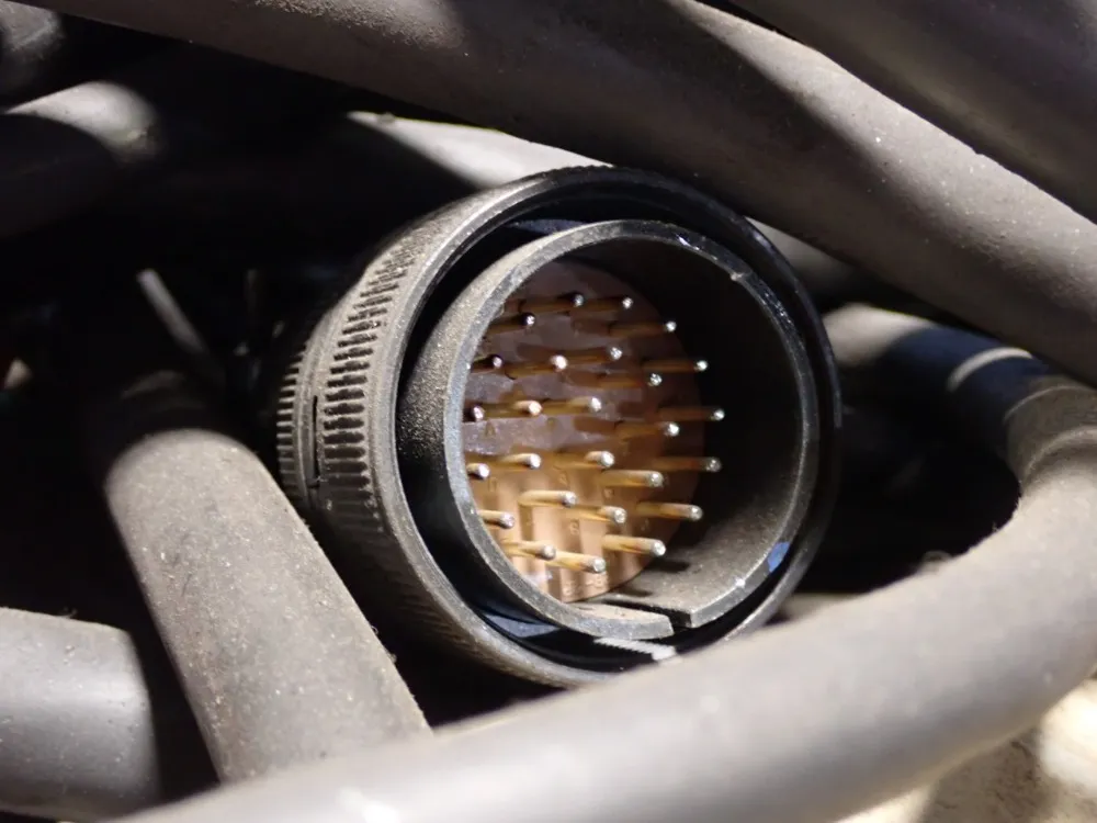 Motoman / Yaskawa Electric 2.0kva Robot - Mh6