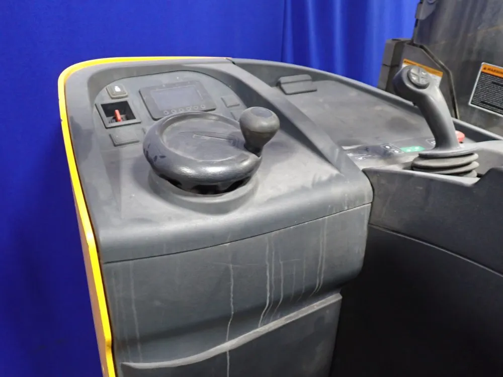 Jungheinrich 4000 Lbs Electric Order Picker - Etr340