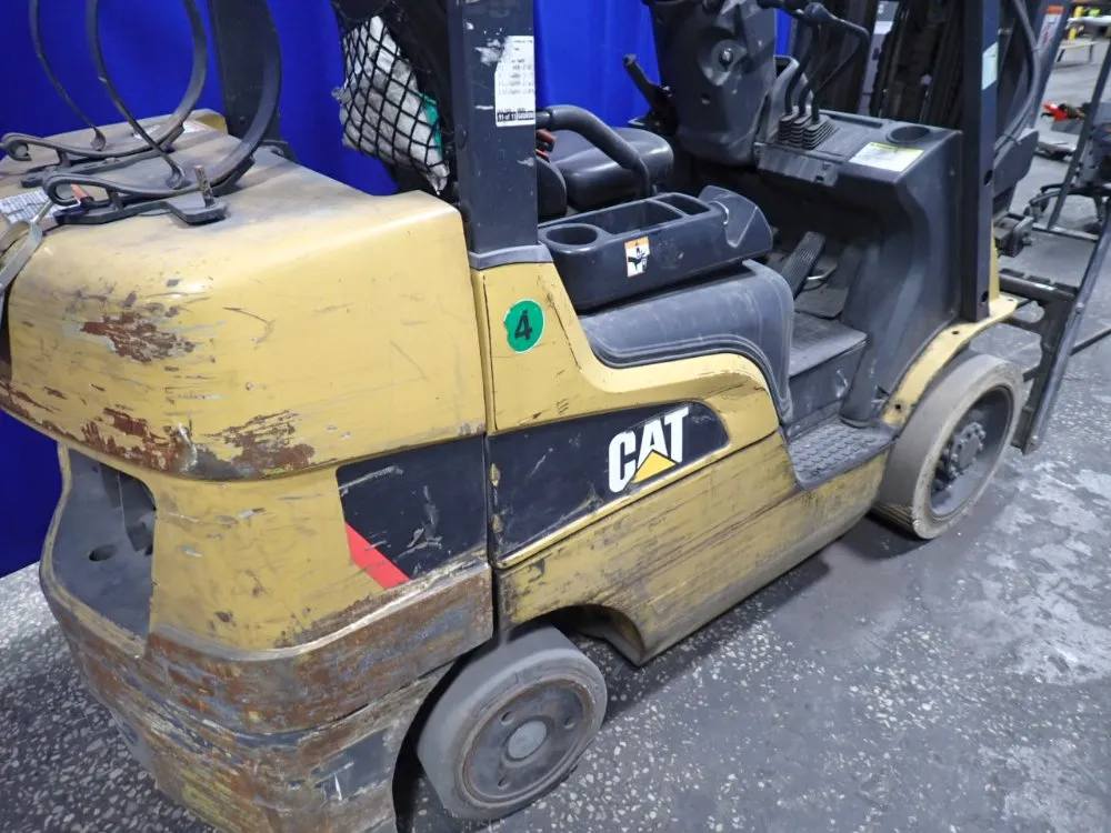 Cat 5750 Lbs Propane Forklift - 2c6000