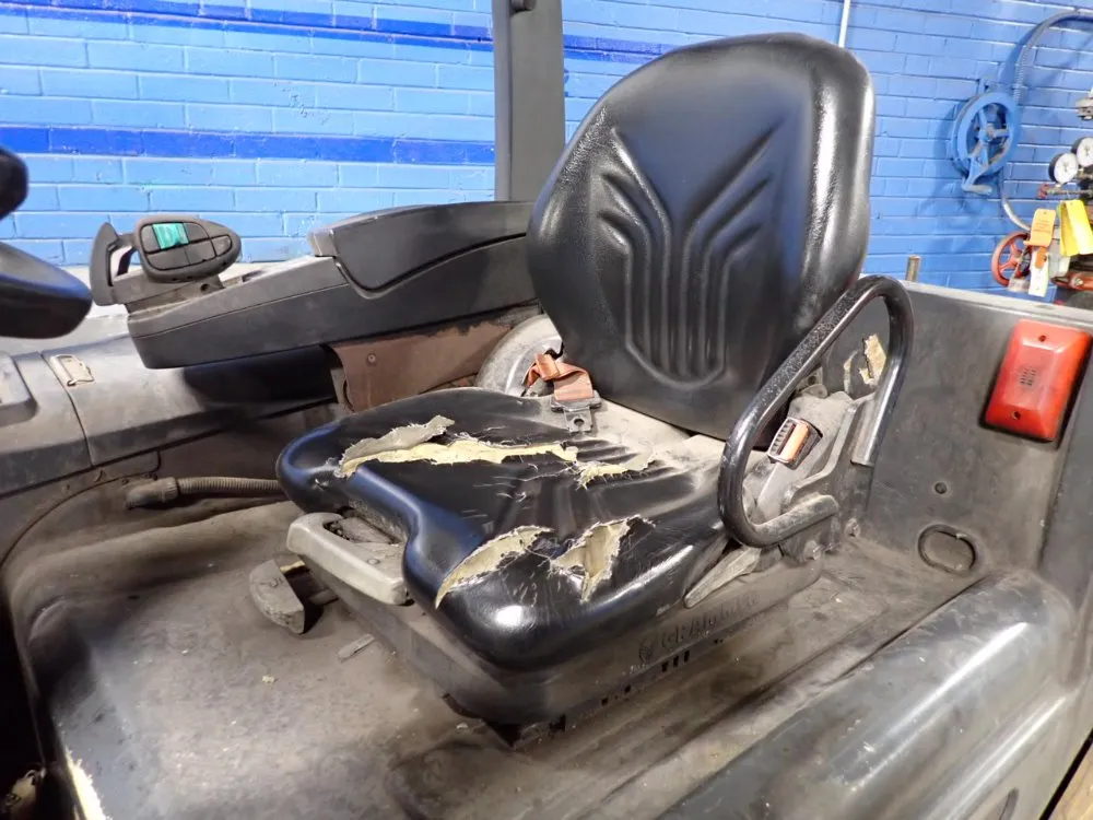 Caterpillar 5970 Lbs Electric Forklift - 2ep6000