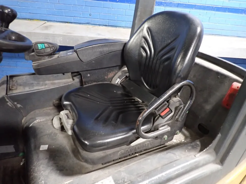 Caterpillar 3940 Lbs Electric Forklift - Ep4000