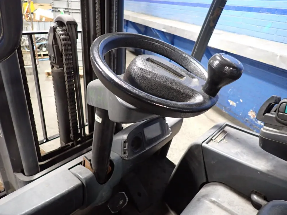 Caterpillar 3940 Lbs Electric Forklift - Ep4000