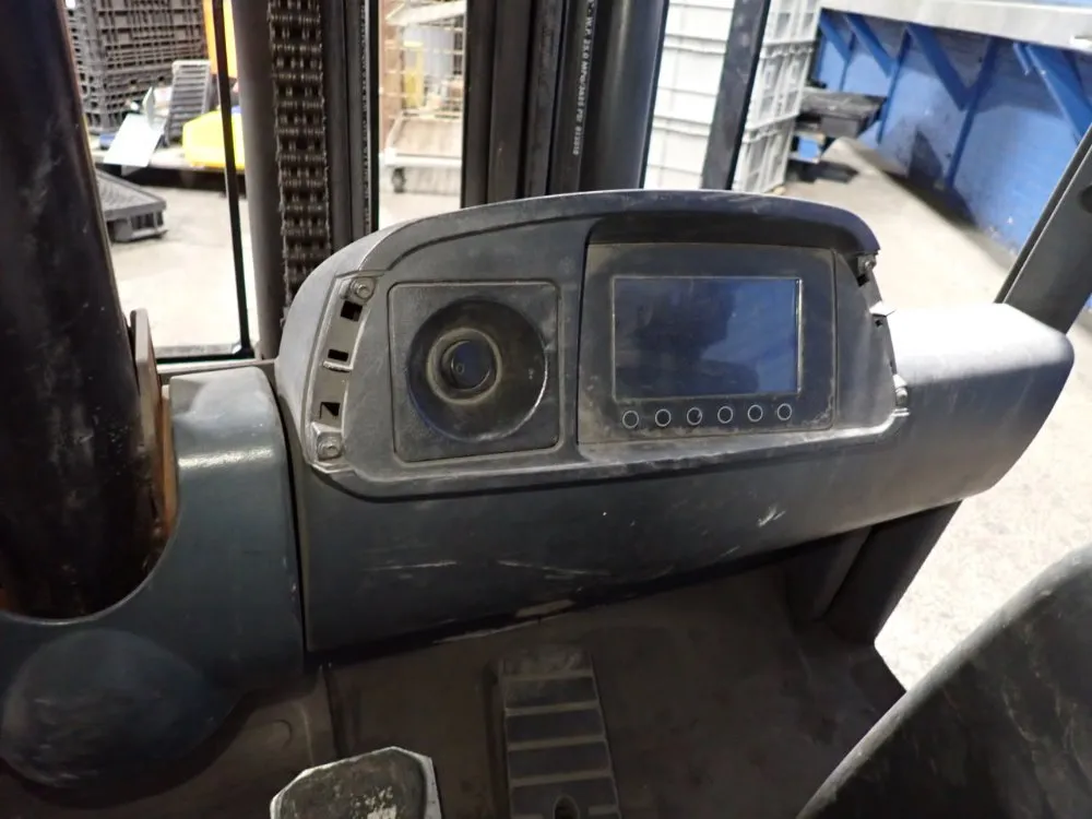 Caterpillar 3940 Lbs Electric Forklift - Ep4000