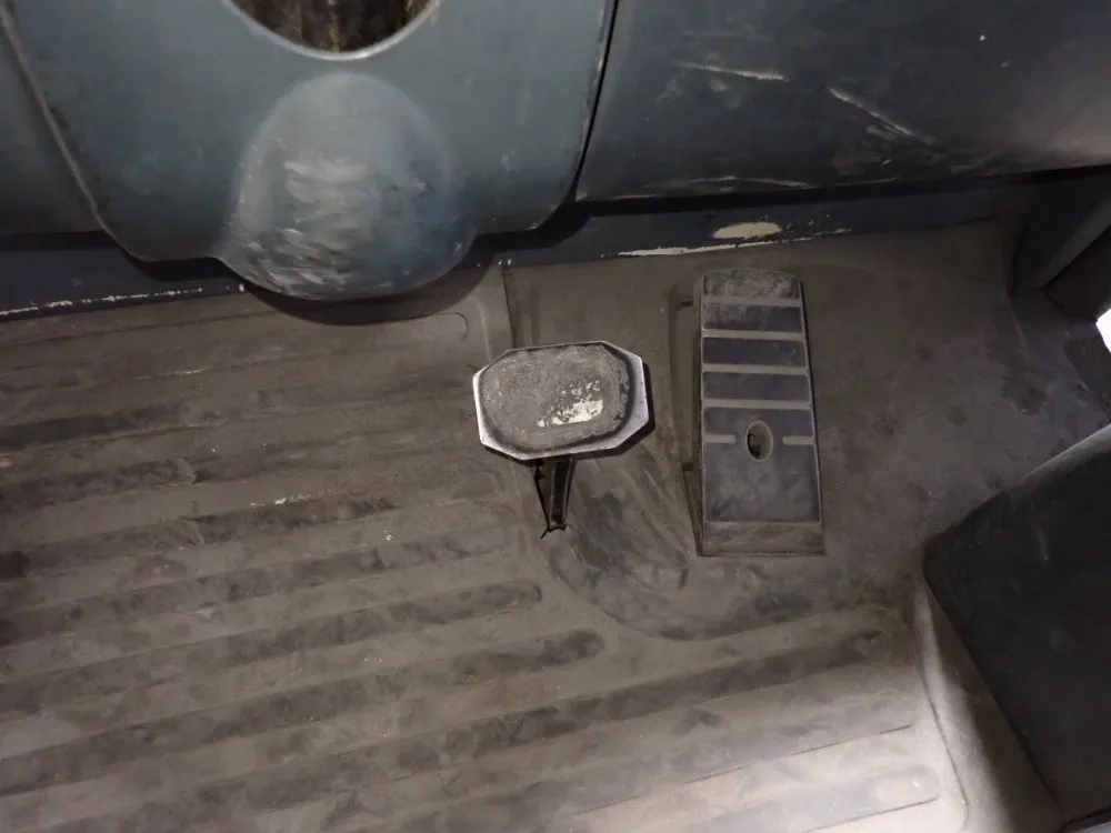 Caterpillar 3940 Lbs Electric Forklift - Ep4000