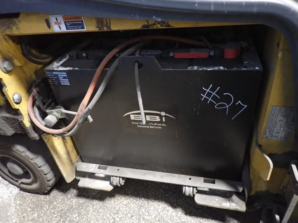 Caterpillar 3940 Lbs Electric Forklift - Ep4000