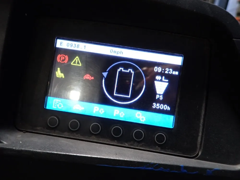Caterpillar 3150 Lbs Electric Forklift - 2etc3000
