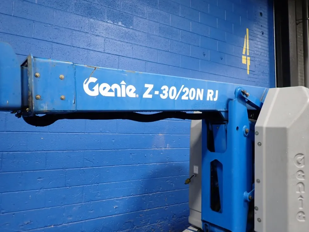 Genie 550 Lbs Boom Lift - Z-30/20n