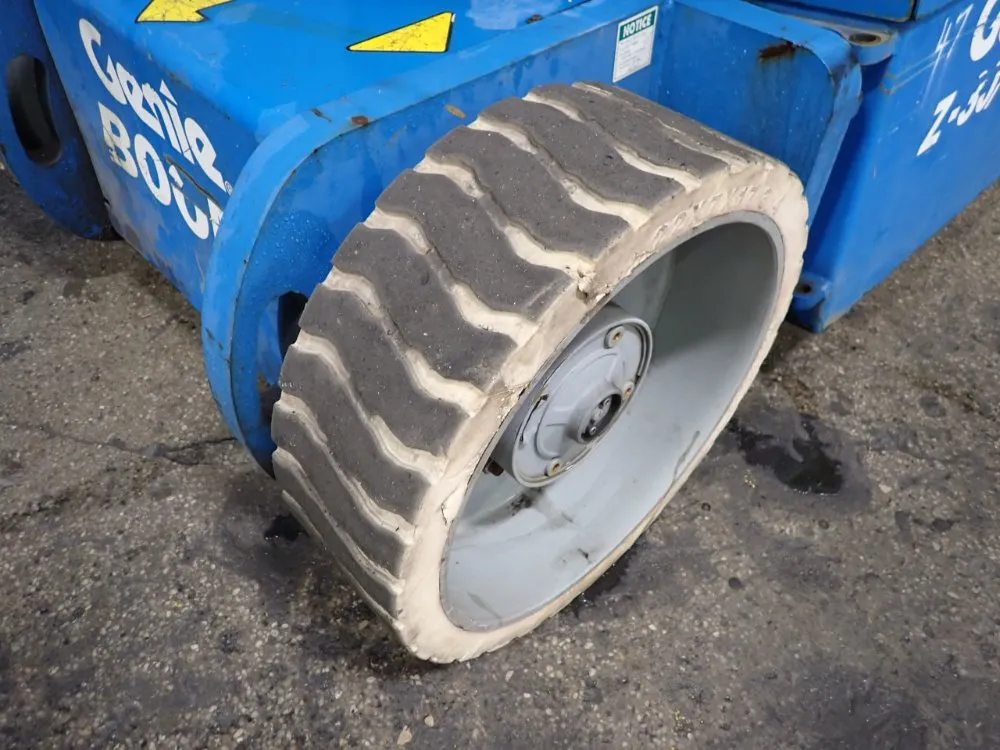 Genie 550 Lbs Boom Lift - Z-30/20n