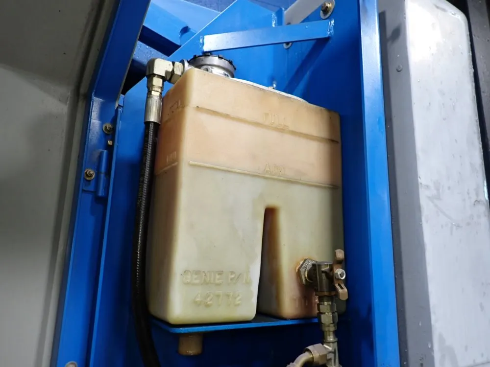 Genie 550 Lbs Boom Lift - Z-30/20n