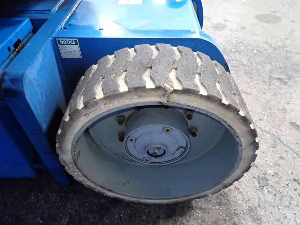 Genie 550 Lbs Boom Lift - Z-30/20n