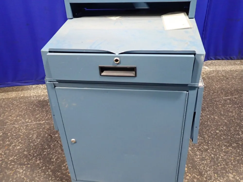 28" X 25" X 63" Foreman Stand