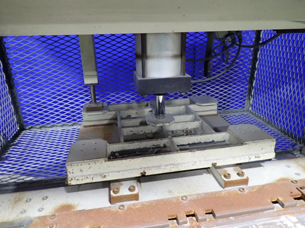 Farr Automation Banding Table