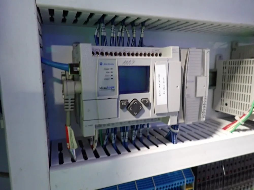 Farr Automation Banding Table