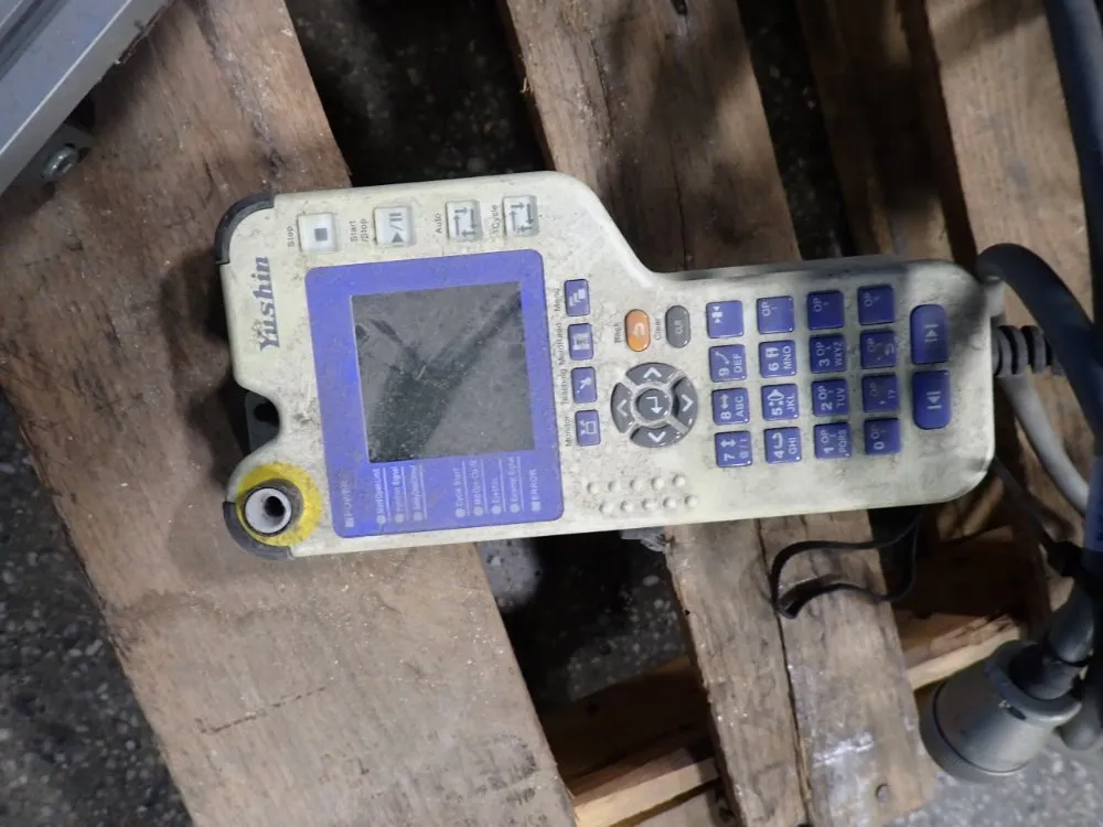 Yushin Pick And Place Robot - Hope Ive 650