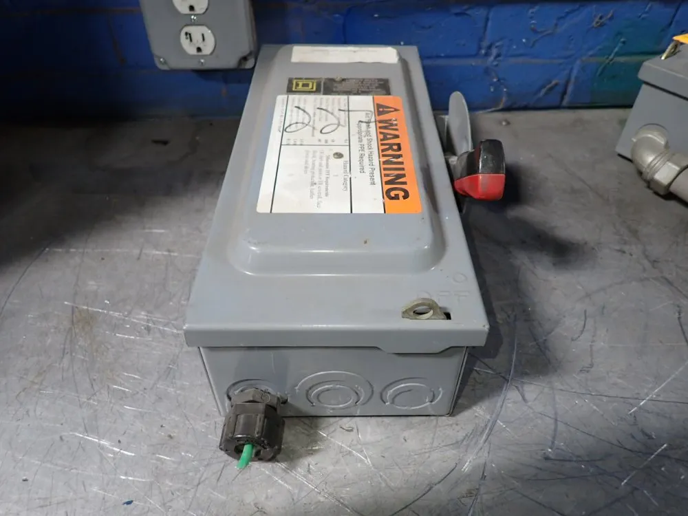 Square D 30 Amps Fusible Disconnect - H361
