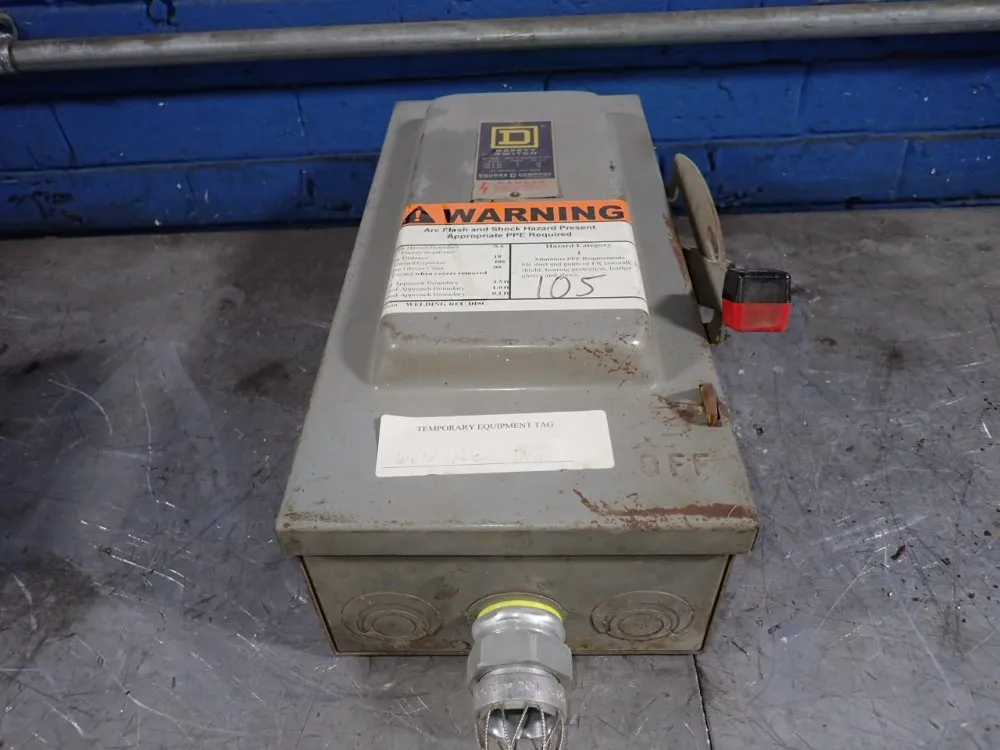 Square D 60 Amps Non Fusible Disconnect - Hu-362