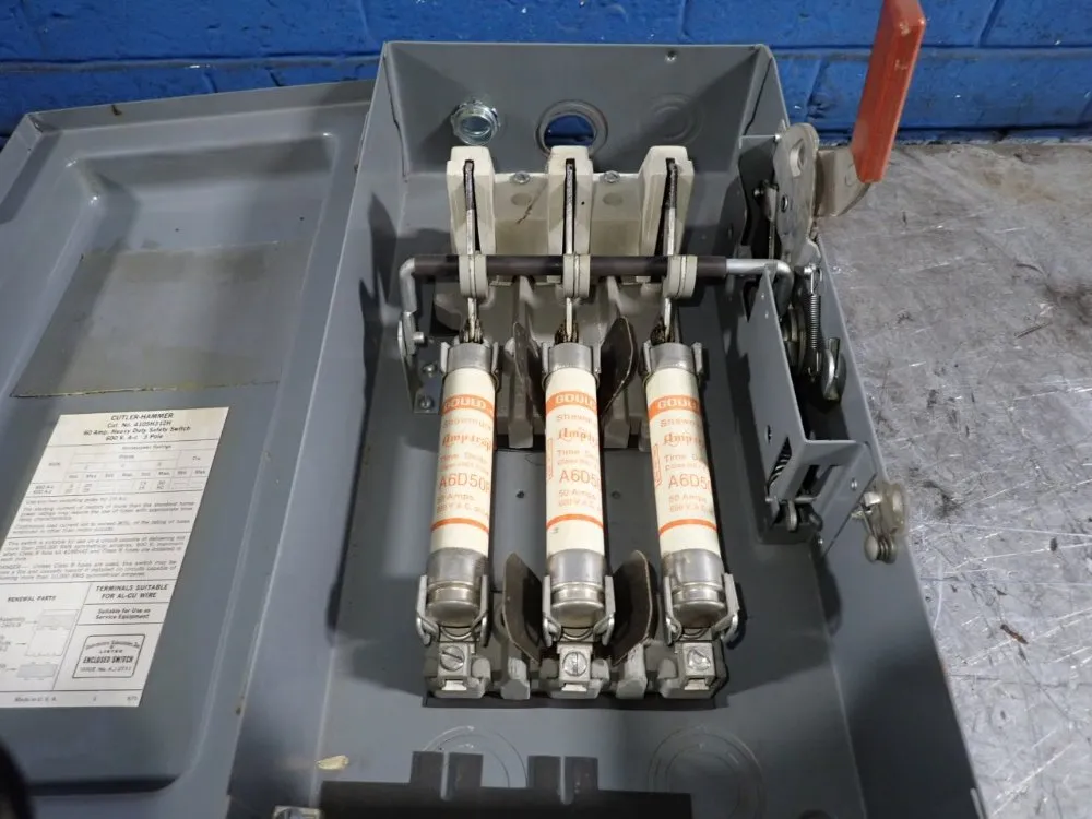 Cutler-hammer 60 Amps Fusible Disconnect - 4105h312h