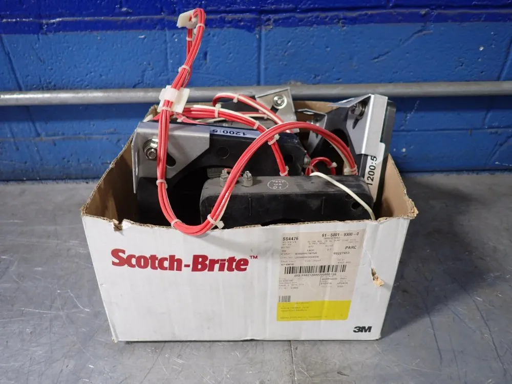 Square D Current Transformers - 170r-122