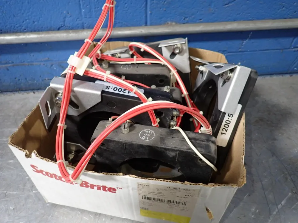 Square D Current Transformers - 170r-122