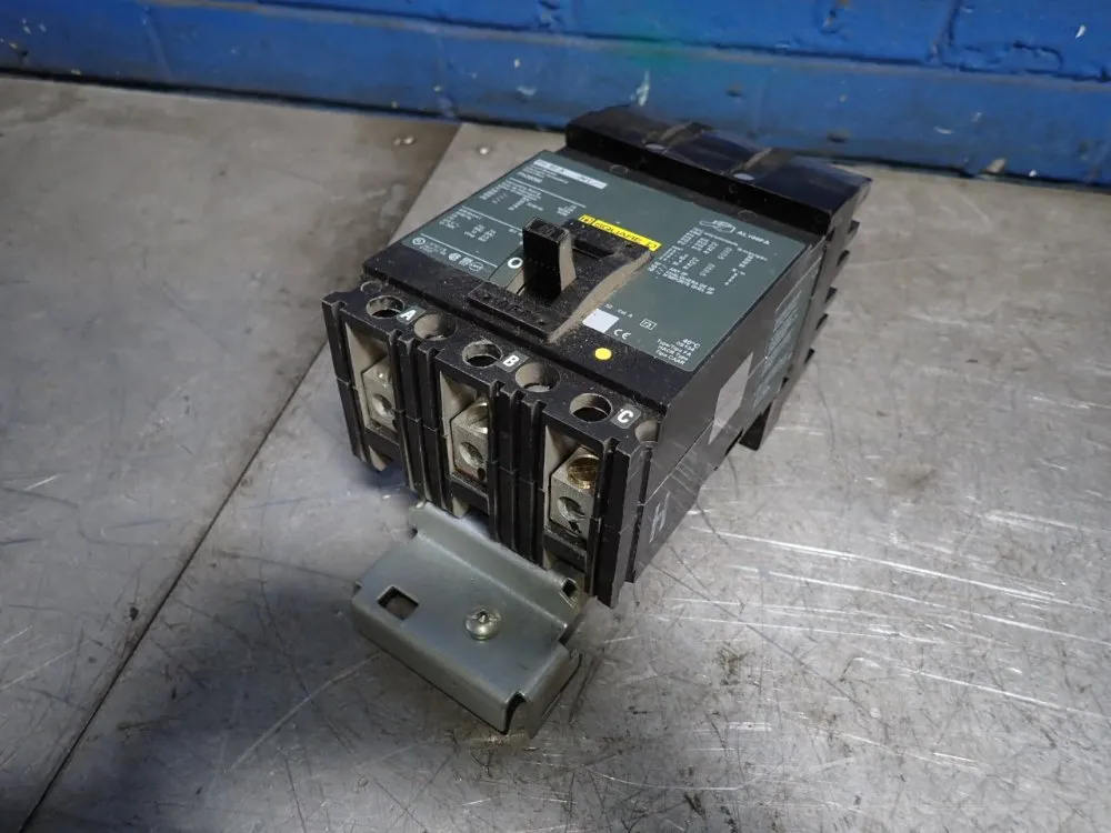 Square D Circuit Breaker - Fh36060