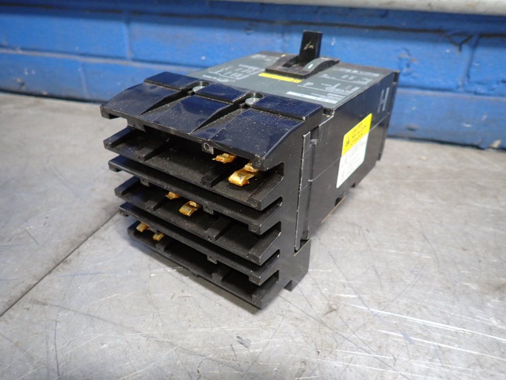Square D Circuit Breaker - Fh36060