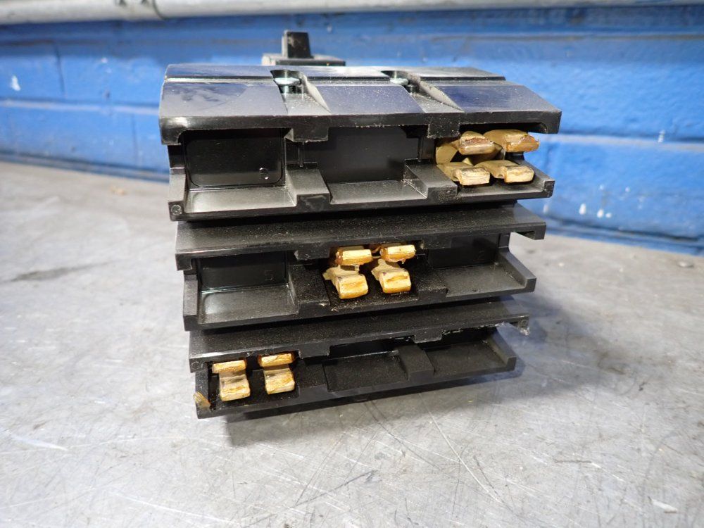 Power Pact Circuit Breaker - Qg 225