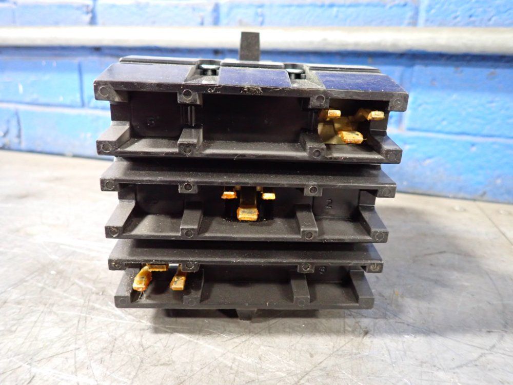 Square D Circuit Breaker - Fh36030