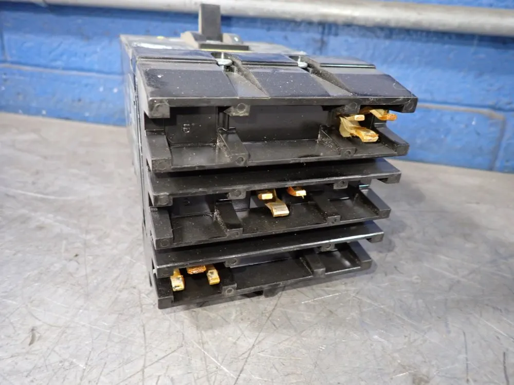 Square D Circuit Breaker - Fh36050