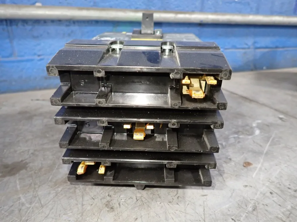 Square D Circuit Breaker - Fh36040