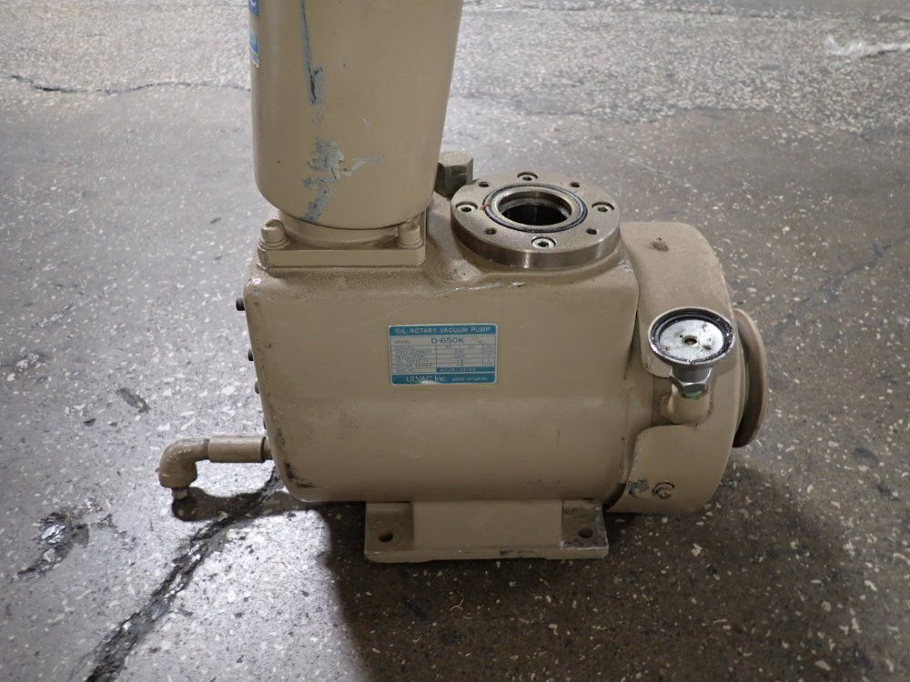 Ulvac 1.5 Kw Oil Rotary Vacuum Pump - D-650k