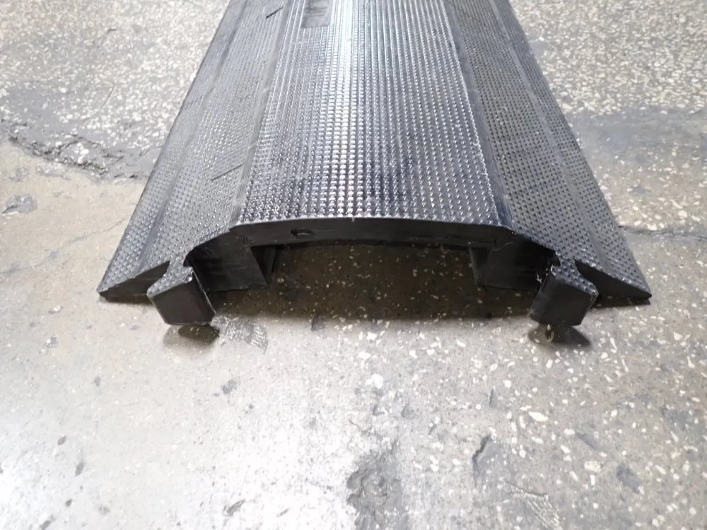 Elasco 36"x19" Cable Ramp