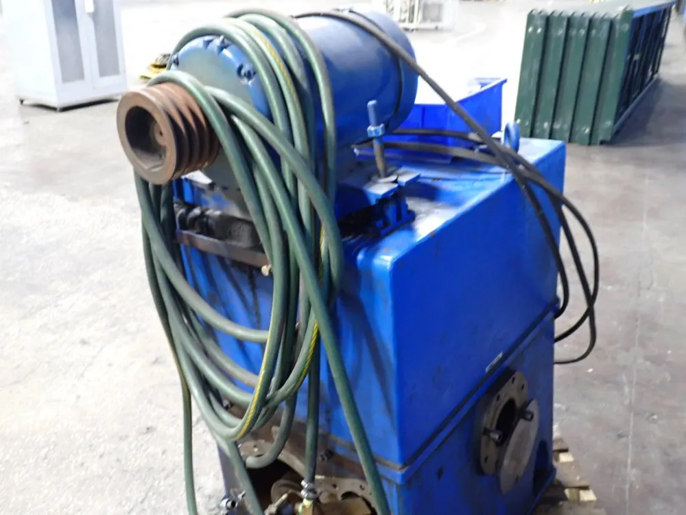 Vacuum Pump