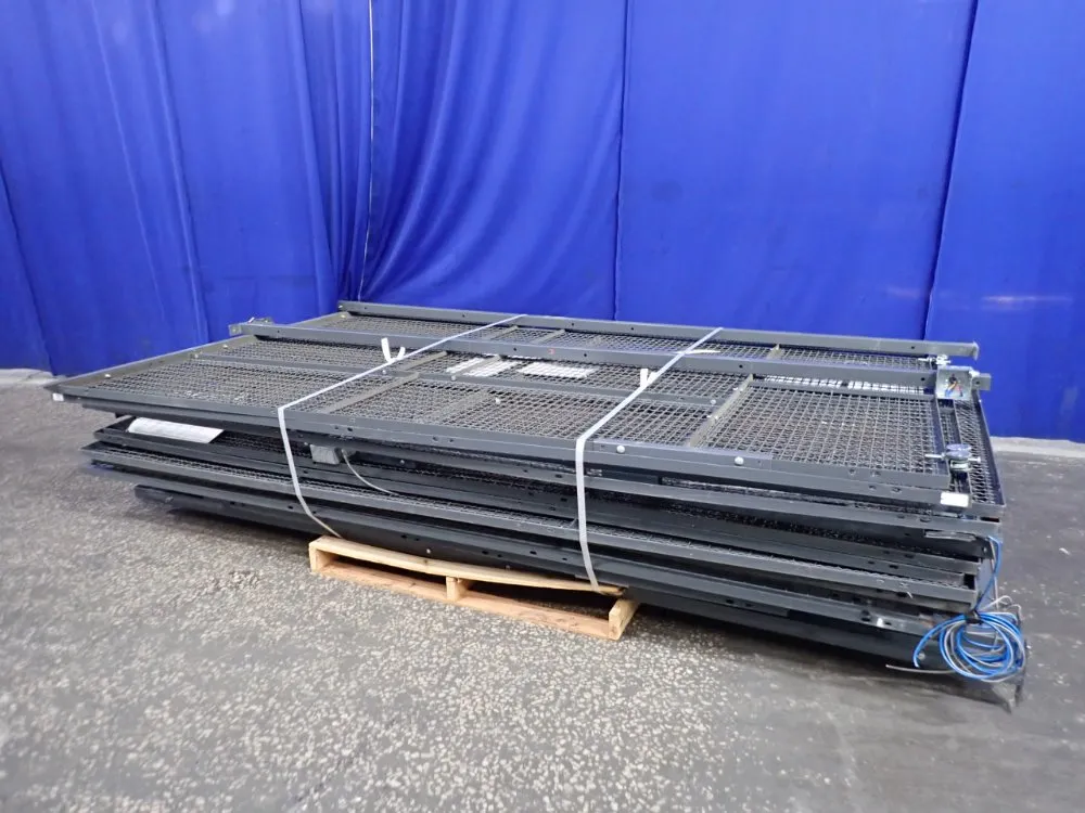 72" X 115 1/2" Caging