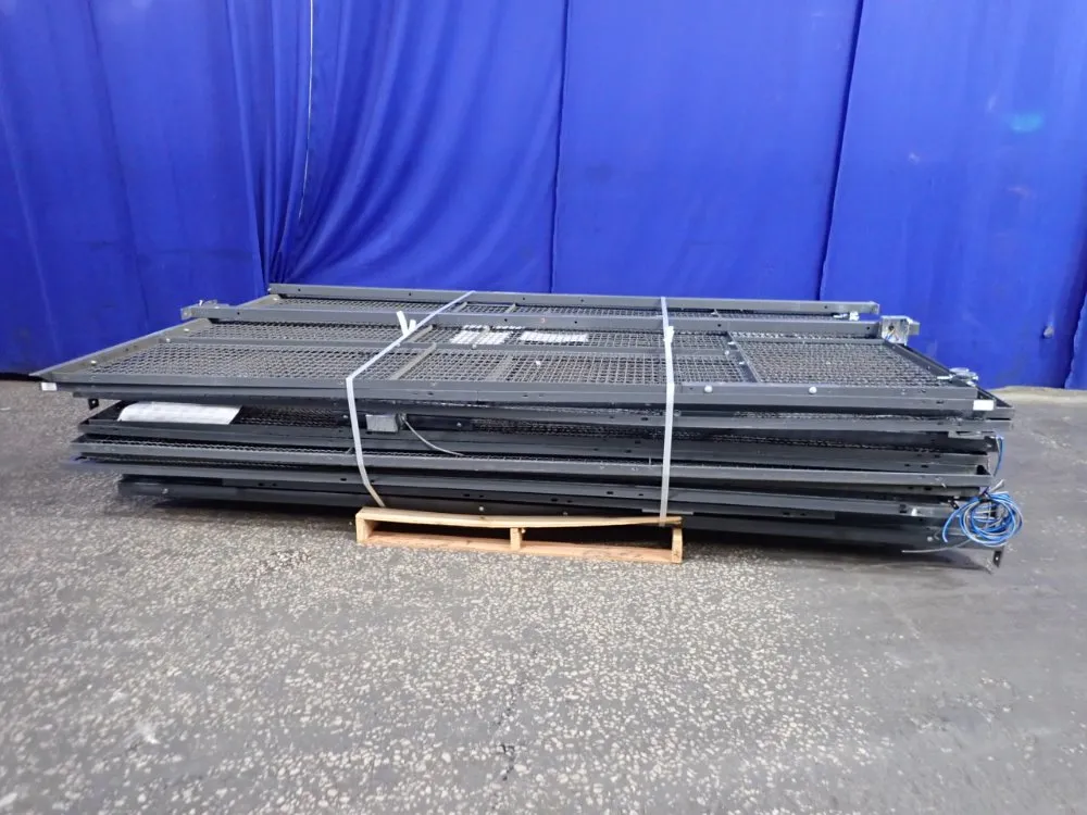 72" X 115 1/2" Caging