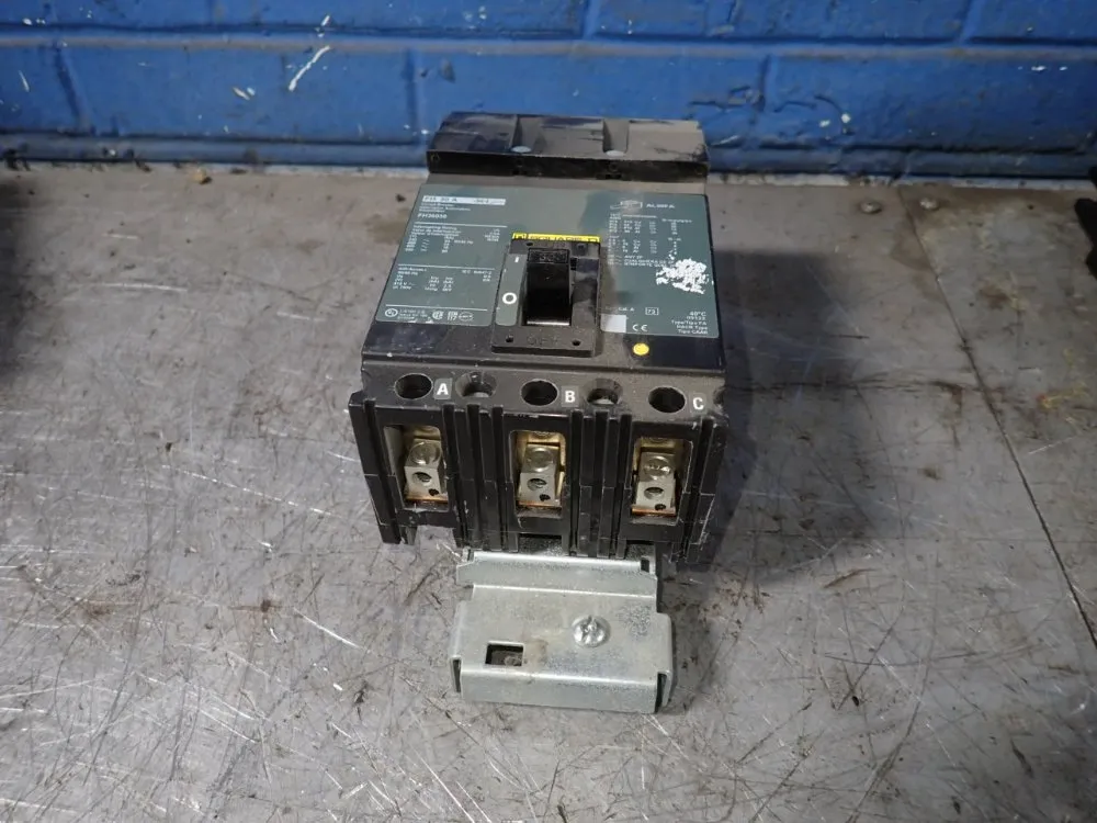 Square D Circuit Breaker - Fh36030