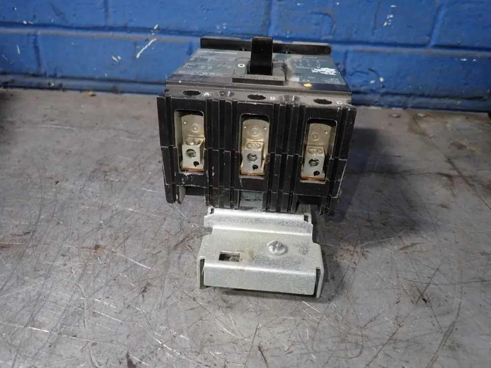 Square D Circuit Breaker - Fh36030