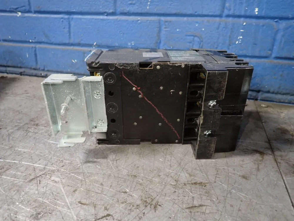 Square D Circuit Breaker - Fh36030