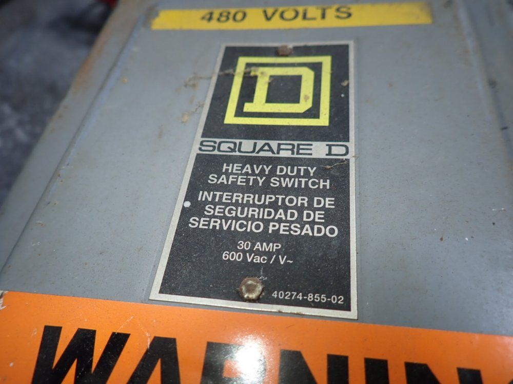 Square D 30 Amp Fusible Disconnect - H261