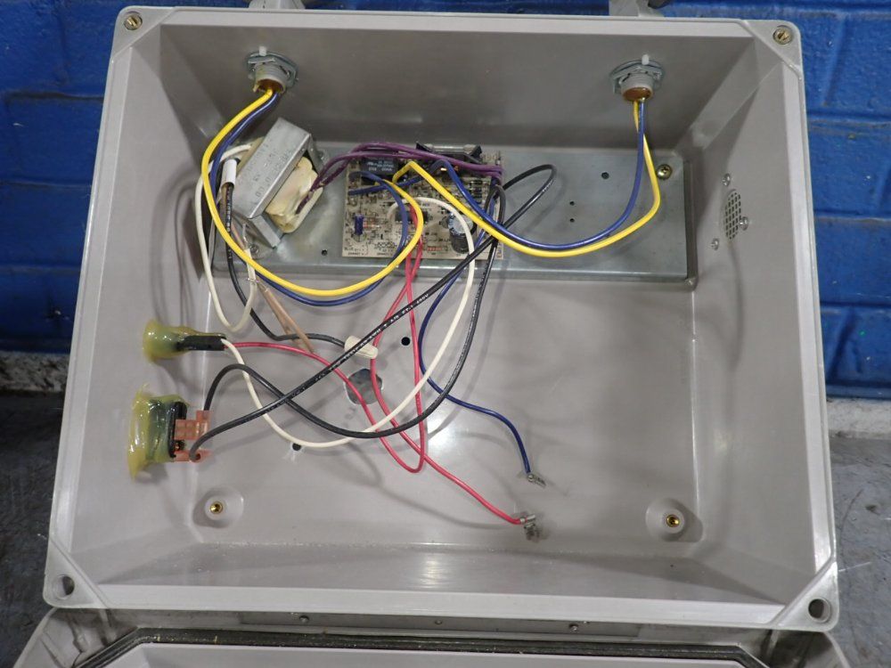 Lithonia Lighting Emergency Light Unit - Elu3x