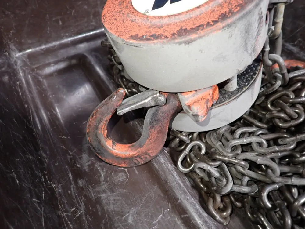 Cm 1/2 Ton Chain Hoist - 622