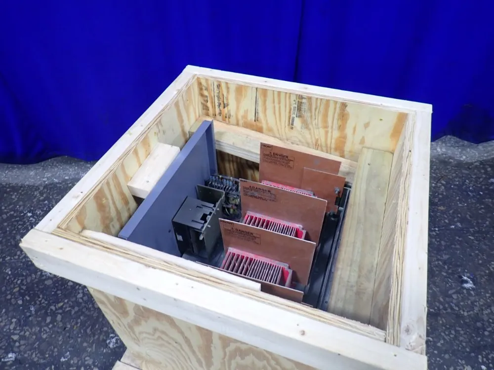 Square D 3200a Circuit Breaker - Ds2-632