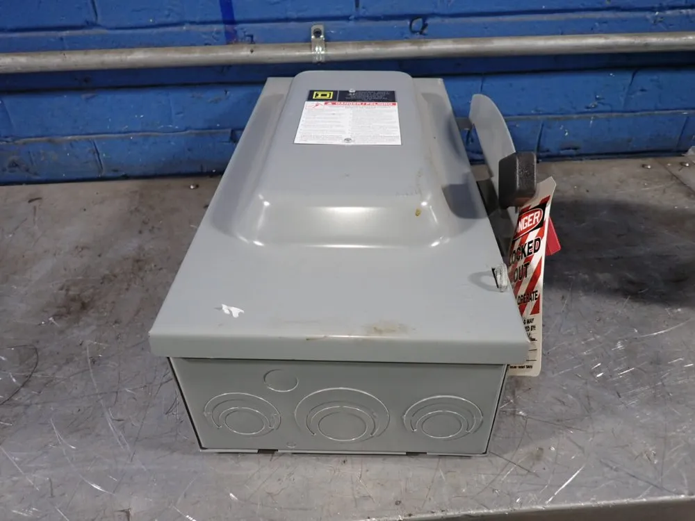 Square D 100 Amps Fusible Disconnect - D323n