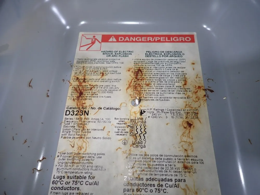 Square D 100 Amps Fusible Disconnect - D323n