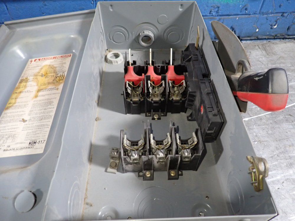 Square D 60 Amps Fusible Disconnect - H362