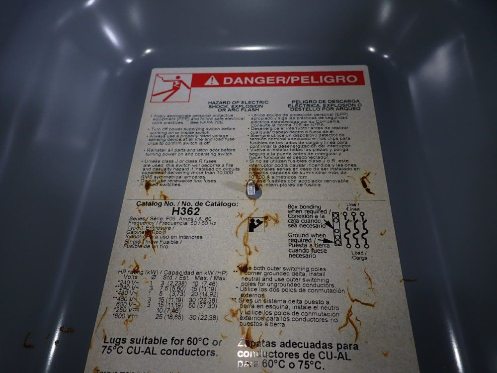 Square D 60 Amps Non Fusible Disconnect - H362
